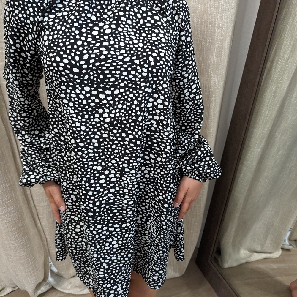NWT🔥 Missguided Long Sleeve Size US 2 Women's Shift Dress with High Neck